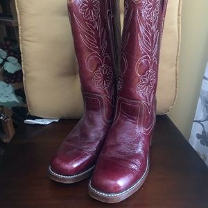 Woman's Frye Cowgirl Boots